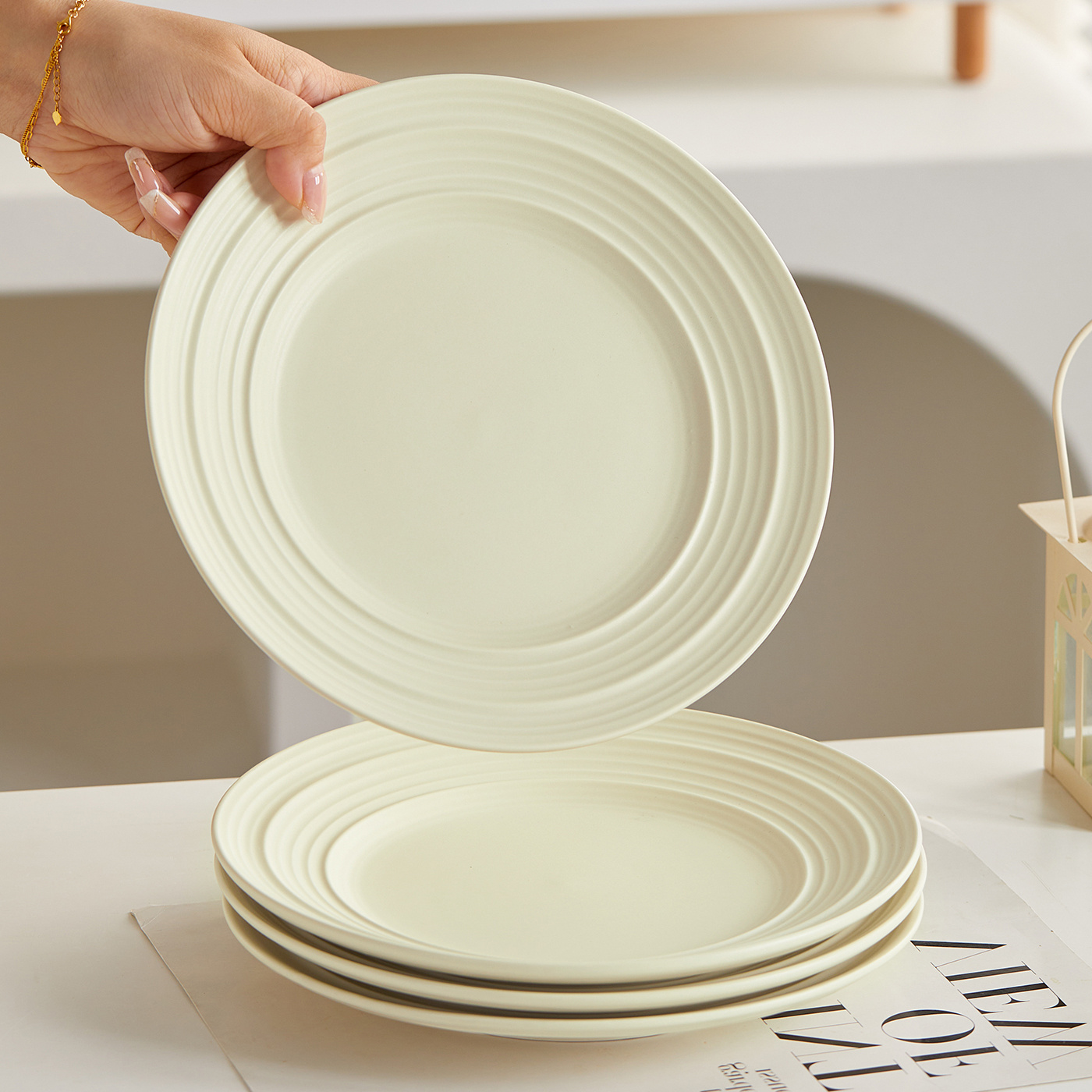 TEMU Ensemble de Vaisselle en Céramique de 21,4 cm, 4 Pièces, 8,5 Pouces - Assiettes à Dîner, Assiettes de Service, Assiettes à Salade, Assiettes à