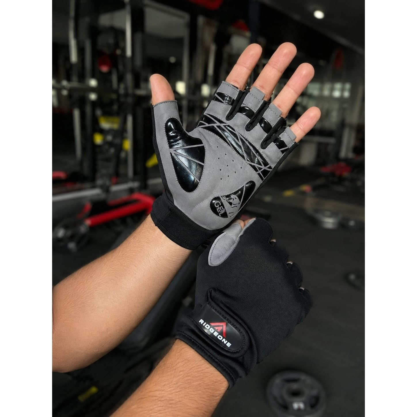 Weight Lifting Gloves with Padded Palm, Fingerless Design