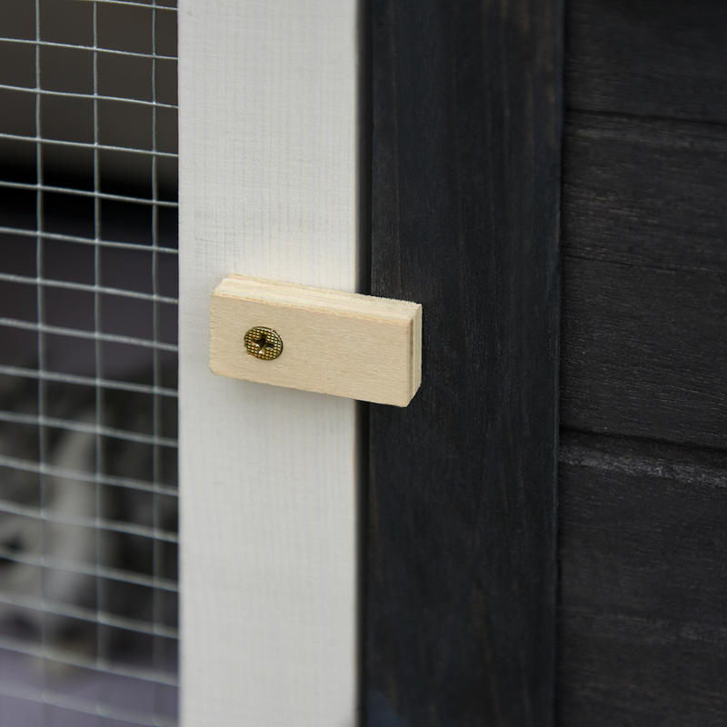 Rabbit Hutch with Interior Nesting Box, Opening Roof, Lockable Door, 90 X 45 X 65 Cm, Black And White.