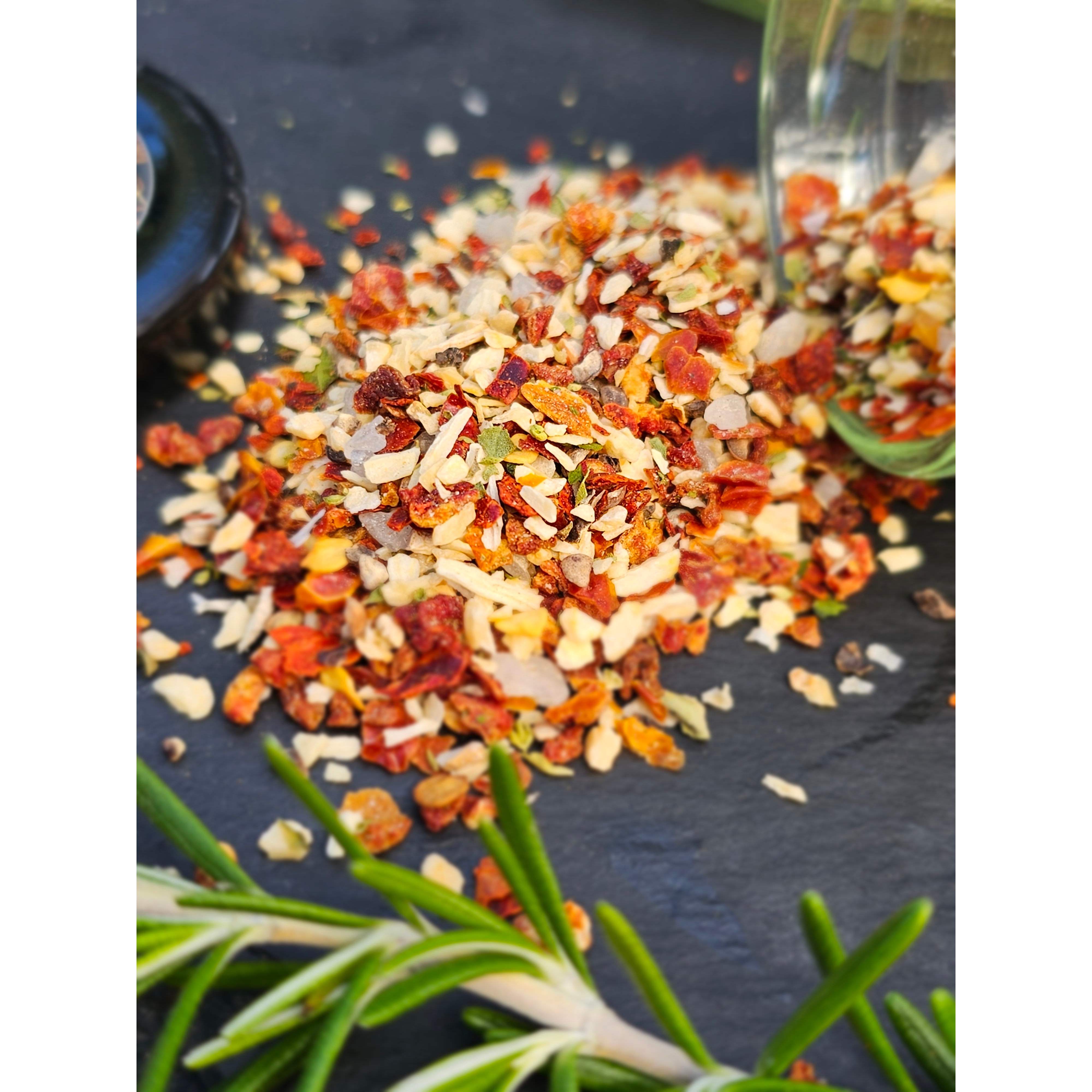 Image of Garlic And Oil Spice Mix, 75g