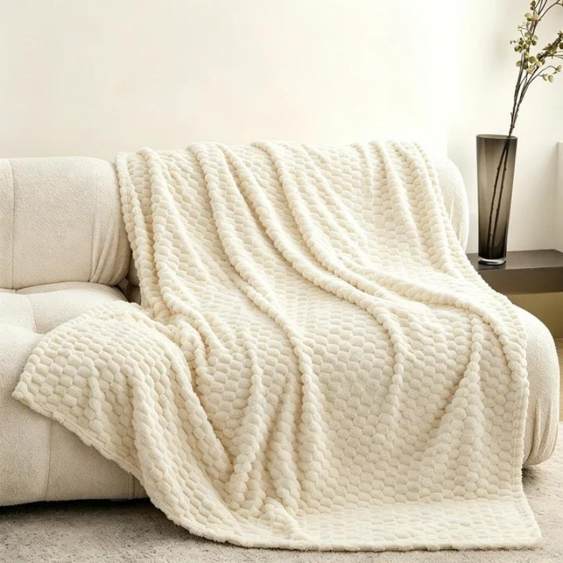 TEMU 1pc Fleece Blanket, Ultra Soft Cozy Lightweight Blaket, 3d Clouds Jacquard Design, Multifuctional Bed Blanket For Nap, Sofa, , Office, Bedroom,