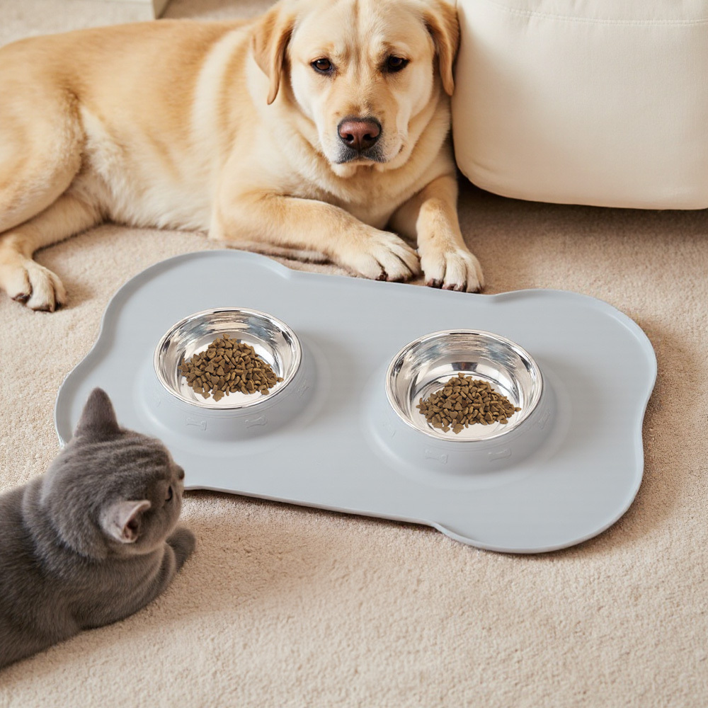 Dog Double Feeding Bowl Cat Food Bowls with Mat Tray for Dogs Cats with Non-slip Bottom Gray 18.5x29.5x3.5cm