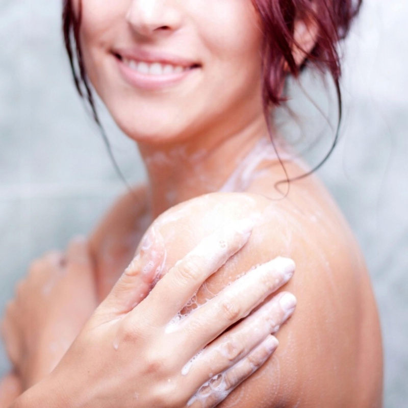 Gel za tuširanje s mirisom kupine za kadu, 5L DEN