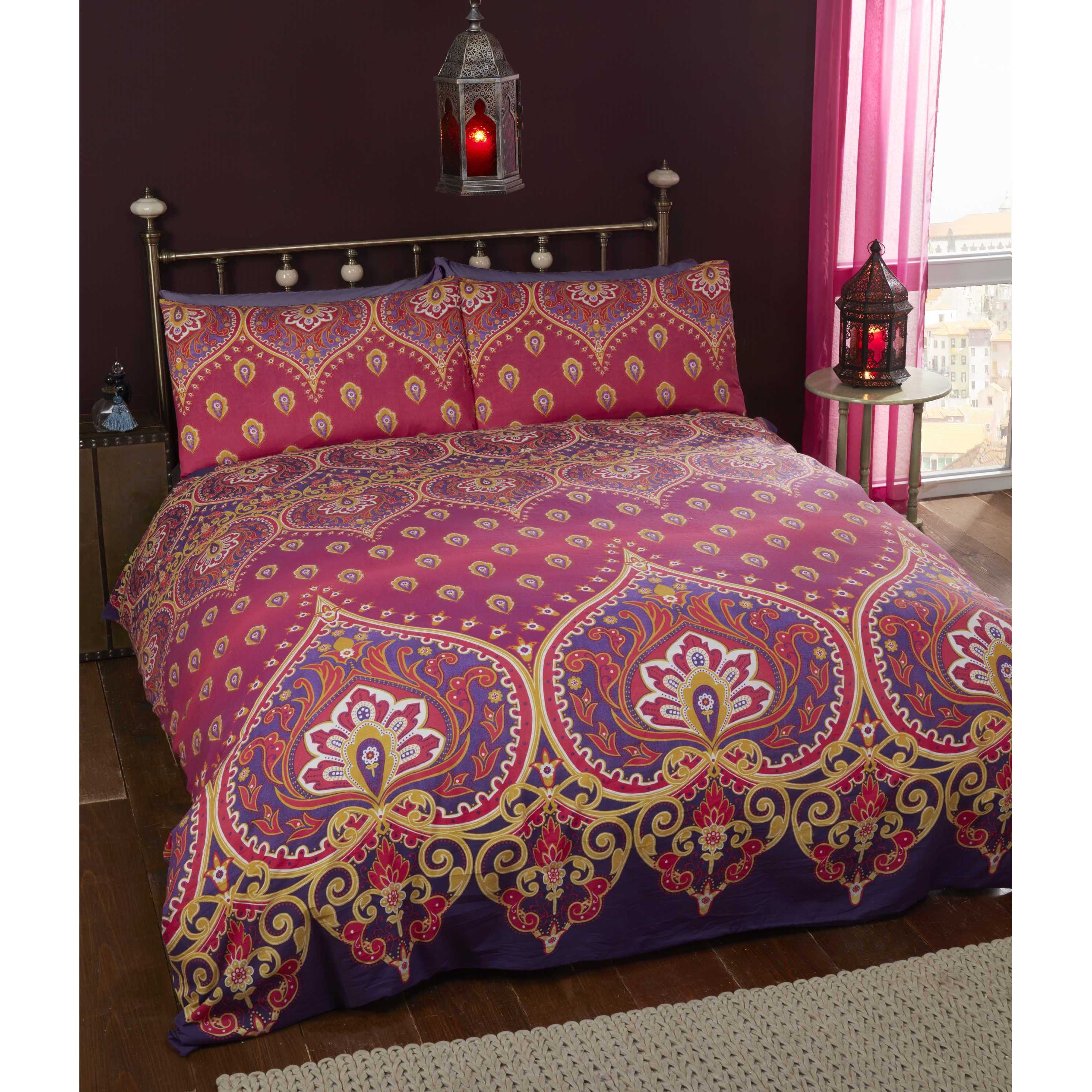 Rapport Home Asha Polycotton Duvet Cover Set With Pillowcase in Red | Size: Double