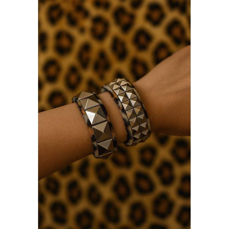Image of 2-piece Set Leopard Rockabilly Vintage Rocker Bracelet With Pyramid Rivets Accessories