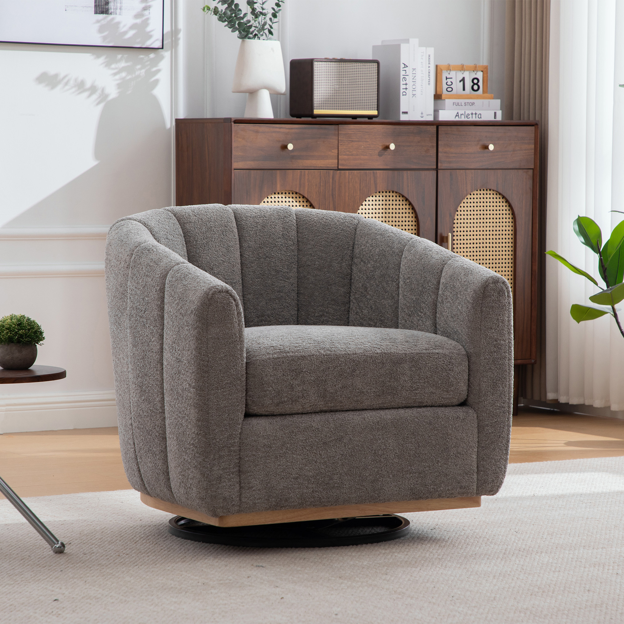 Modern Velvet Upholstered Armchair With Metal Legs, Function, Upholstered Shell Chair With Tassel Ornamentation, Pumpkin-shaped Club Chair For Living Room, , Bedroom, Lounge, Beige