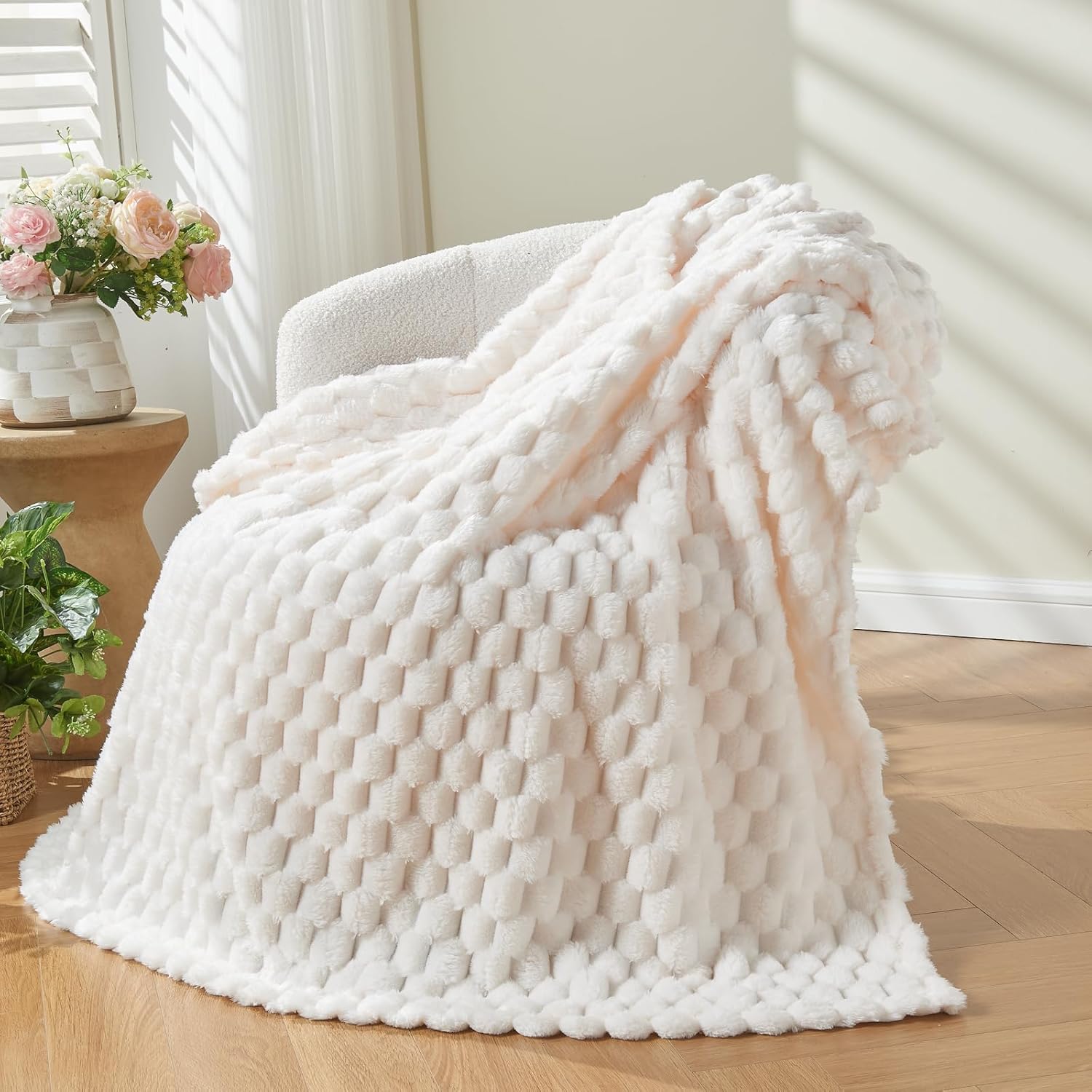 TEMU 1pc 3d Jacquard Flannel Fleece Throw Blanket, Ultra Soft Warm Cozy Fluffy Blanket, Nap Blanket, Machine Washable, Multifuctional Bed Blanket For