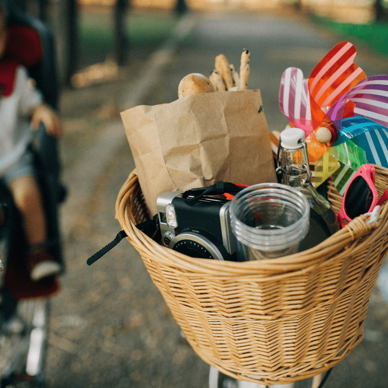 Spacious and Durable Bicycle Handlebar Basket with Wicker Design