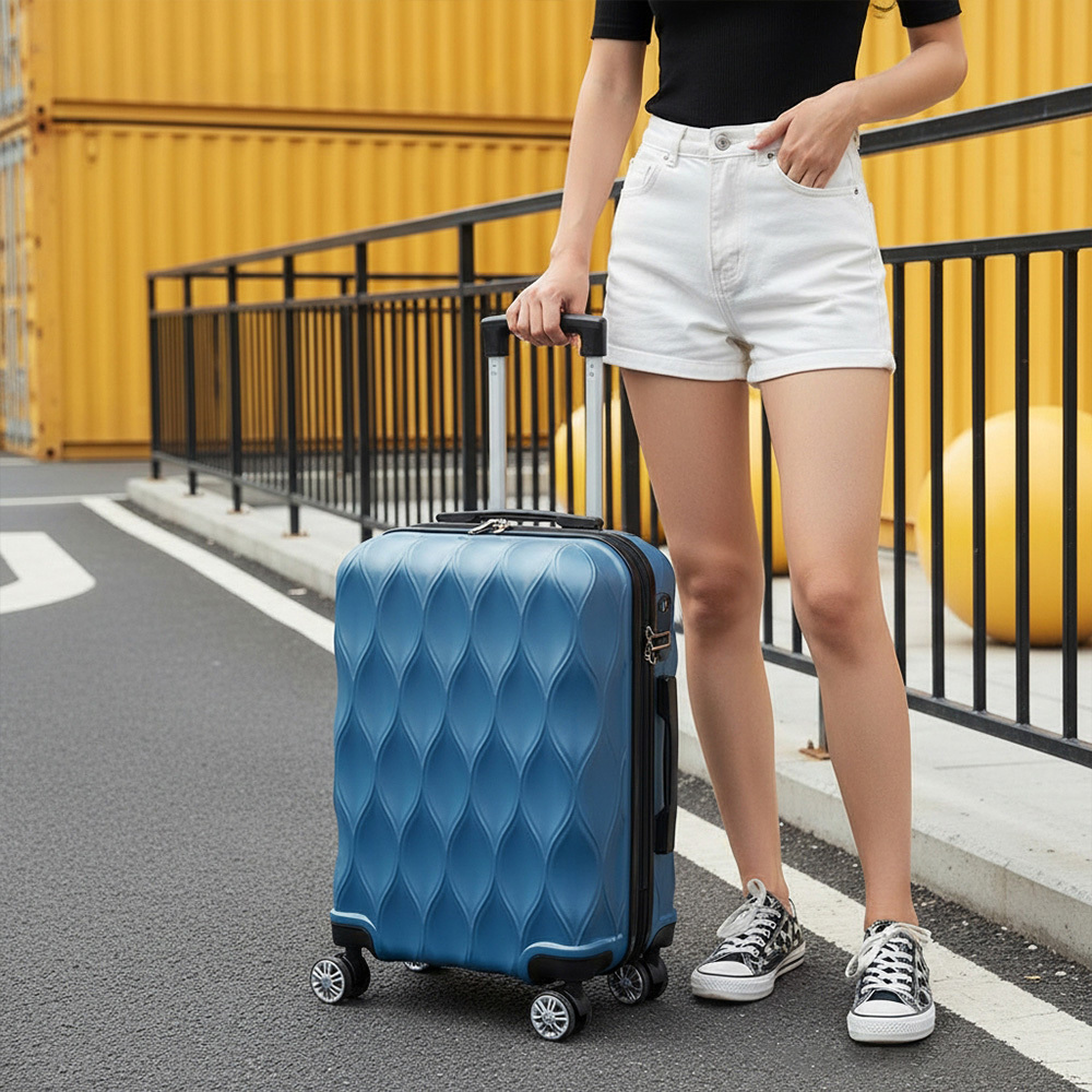 20 Inch Travel Suitcase with Spinner Wheels and Hardcase Shell