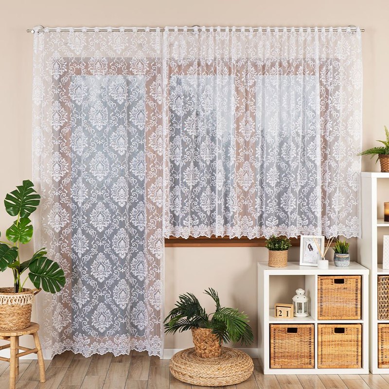 Apolonia White Fringed Curtain With Ornaments 140x240 Cm