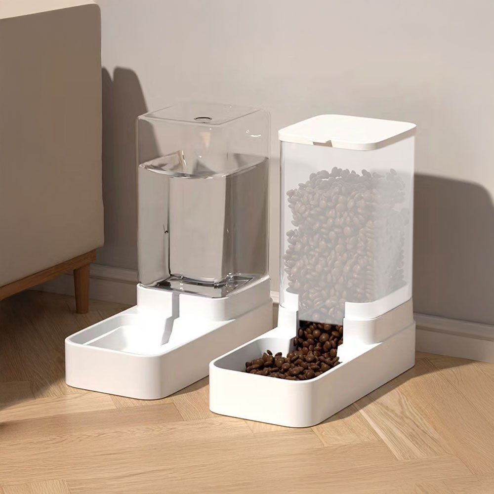 Pet Feeding Dispenser Set with Pet Water and Food Dispenser Transparent Dog Food Bowl Cat Feeding Station Large Capacity 3.8L Feeder for Dog Cat Puppy Kitten 28.5x29x13.5cm