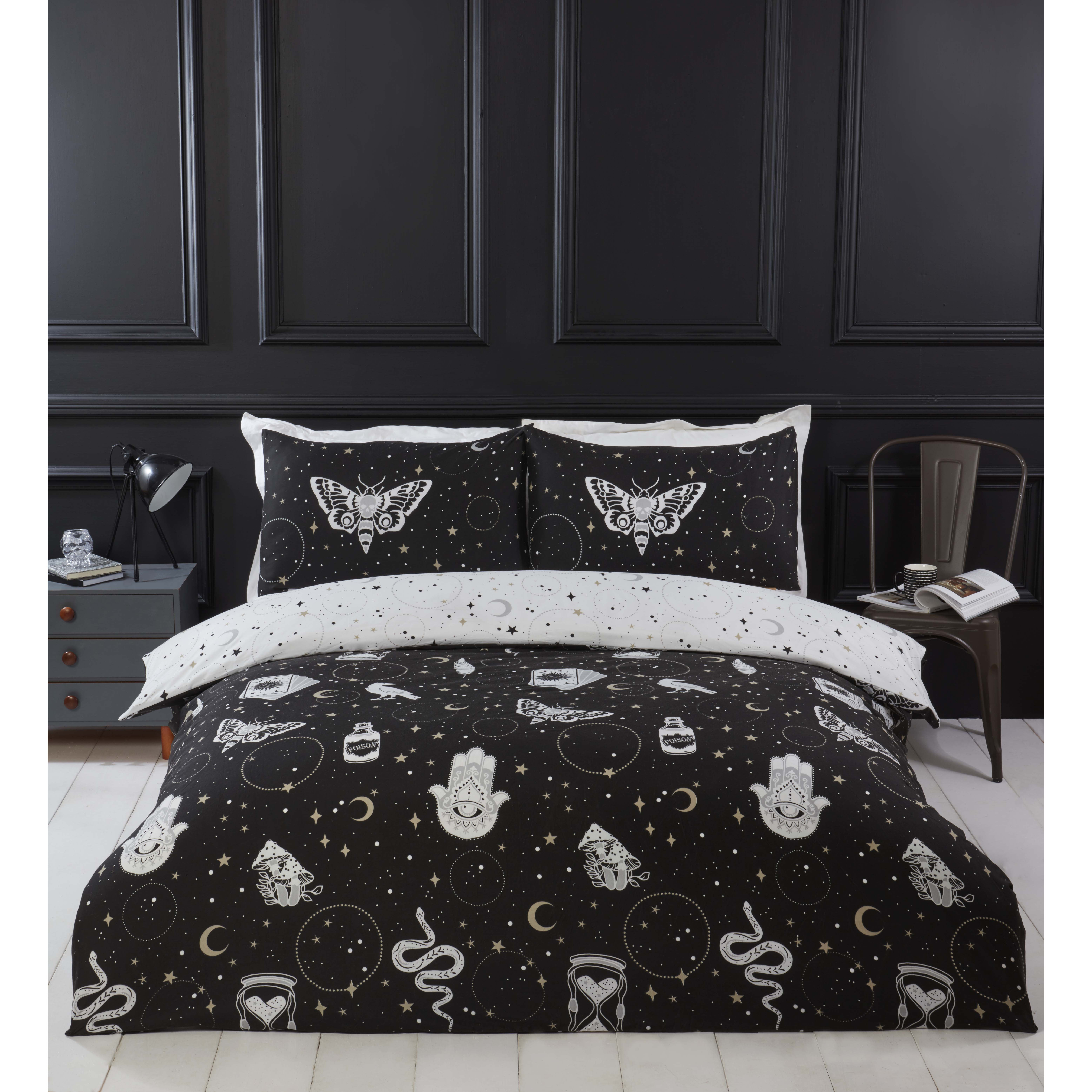 TEMU Nightfall 180 Microfibre Duvet Cover Set – Soft & Lightweight Gothic Bedding | Reversible Moon & Moth Celestial Print | Single, Double & King