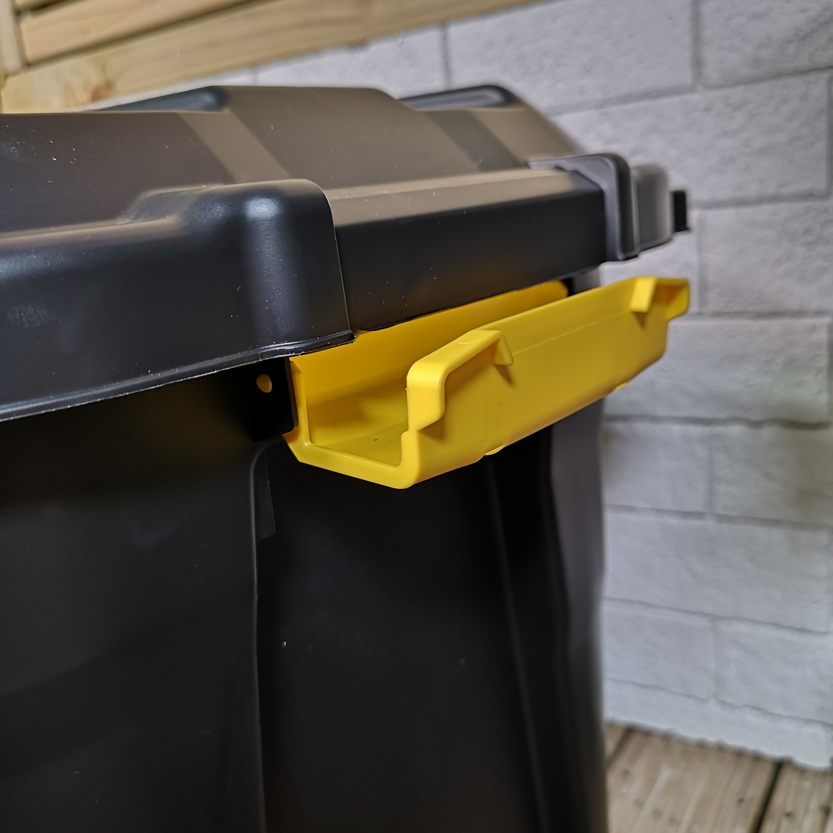110L Heavy Duty Trunk on Wheels, Lockable & Stackable Storage Chest