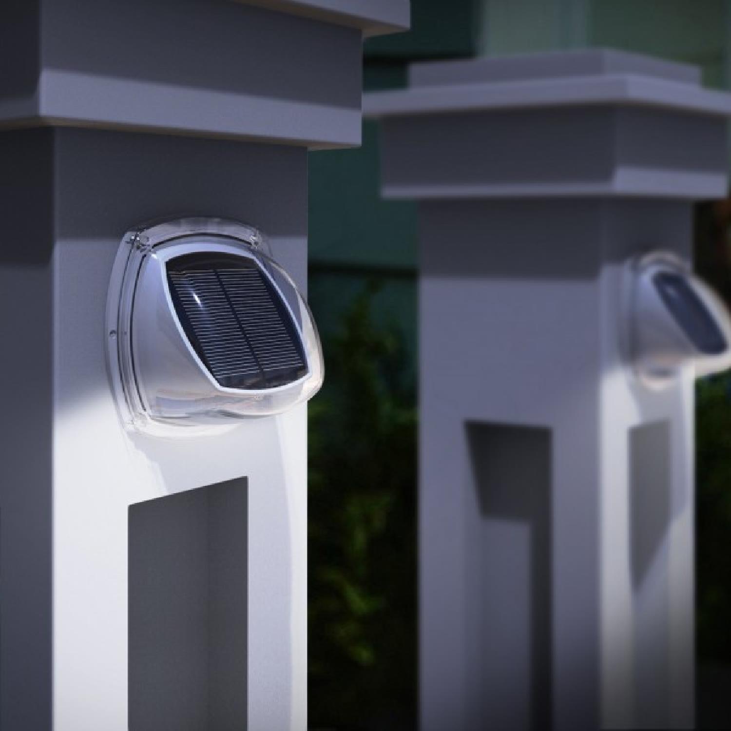 TEMU Taylor & Brown 2 Pack Solar Fence Lights, 8 Led Decorative Wireless Garden Solar Lights Weatherproof Outdoor Fence Lamps