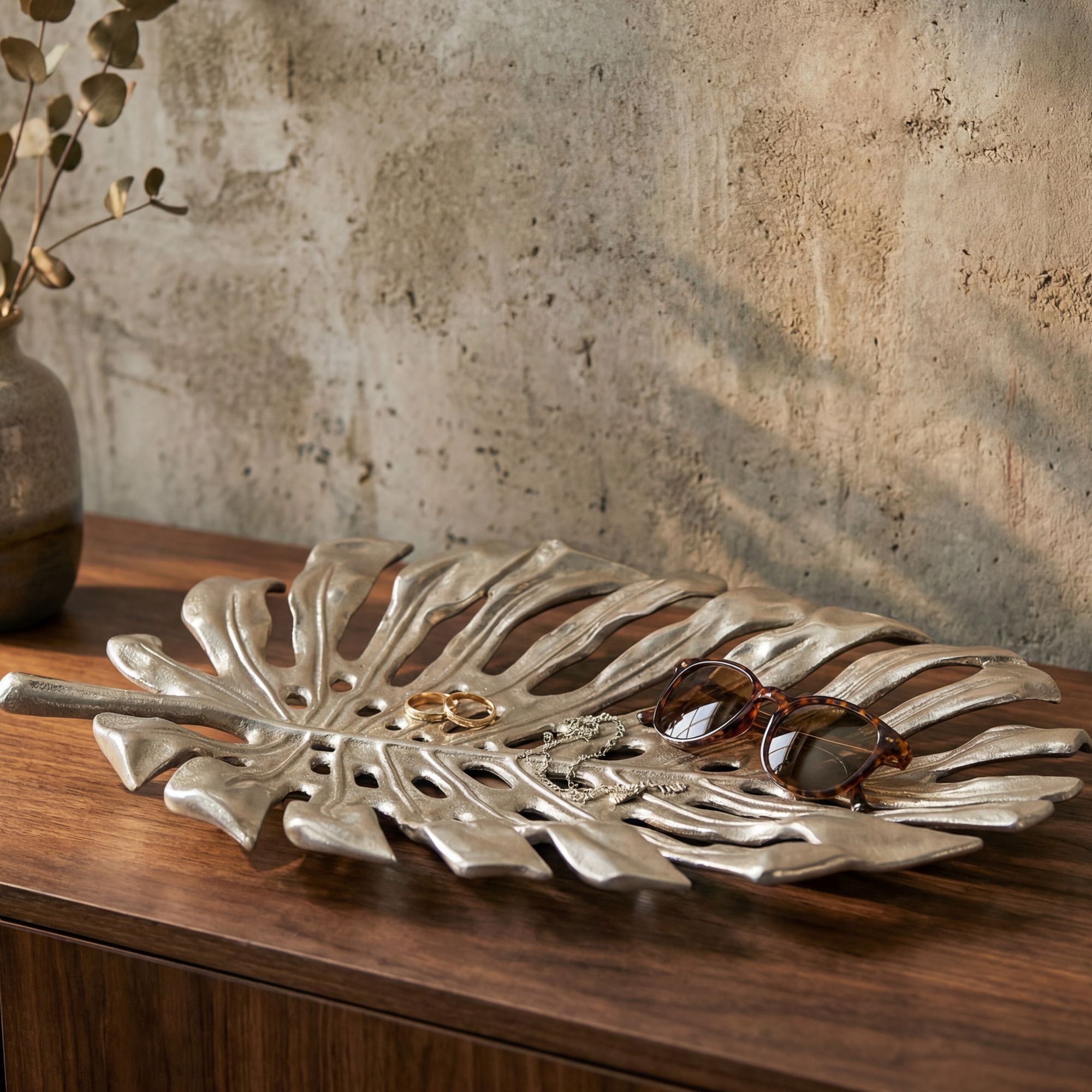 Image of Decorative Bowl Silver Aluminum 36cm Monstera Leaf Shape - Design Stand Decor Fruit Bowl Metal - Ornamental Plate Table Decoration - Decorative Plate Leaf - Ornamental Bowl Decor Bathroom Handmade
