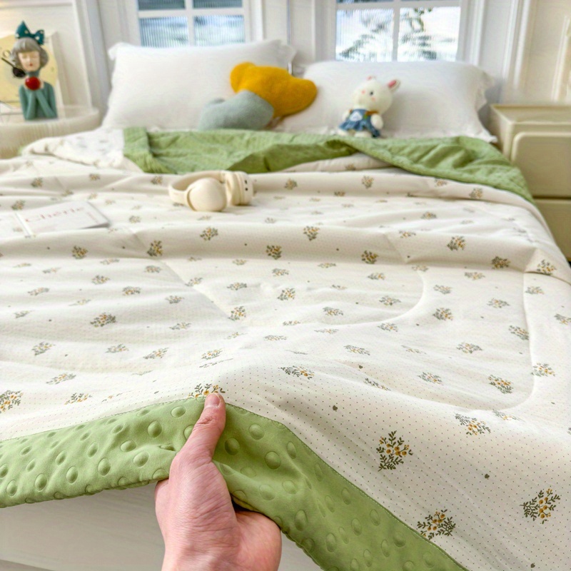 TEMU Ditsy Floral Thin Summer Duvet, Dot Cooling Summer Quilt, Soft Cooling Lightweight Bedspread, Simple Style For All Season, Back To School &