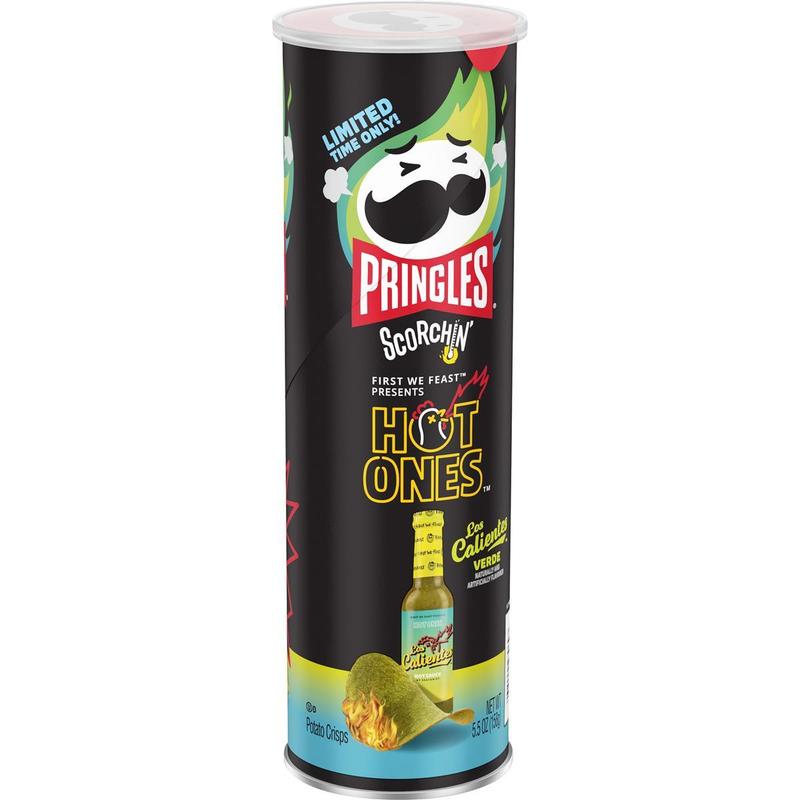 Image of Pringles Hot Ones Los Calientes Green Crisps 156g (usa)