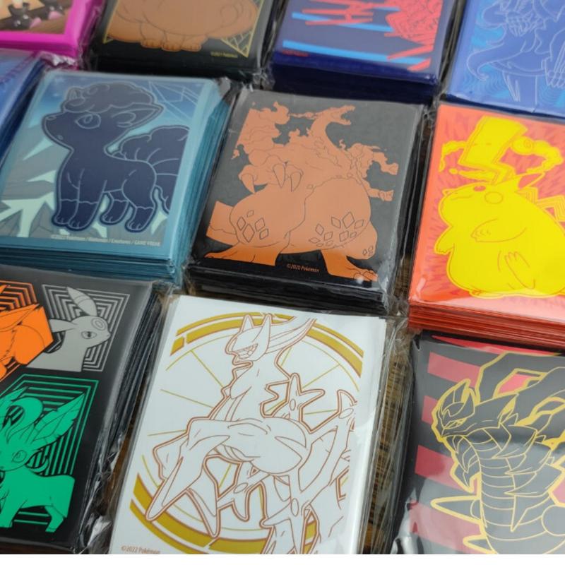 E-shop Pokémon Hüllen - Zufällige Packung TTB/ETB Sleeves 65 Stück Original verschlossen