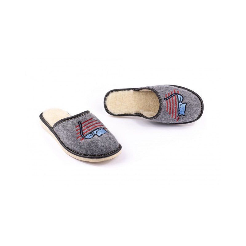 Image of Winter Women's Slippers With A Sleeping Cat Graphic - Number 284
