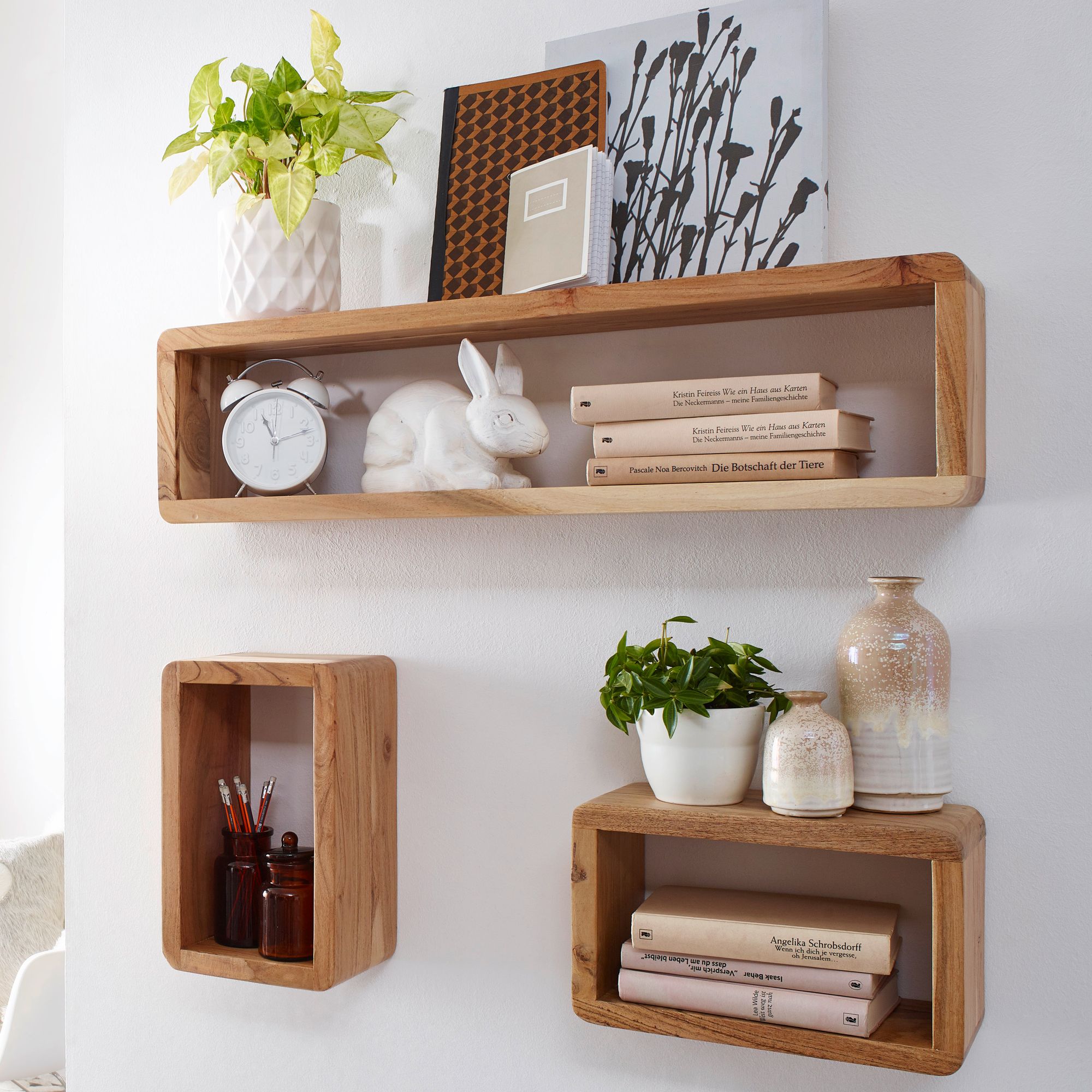 Design 3pcs Set Of Massive Wooden Shelves In Country House Style, Rustic Wooden Shelf Set, Rectangular Hanging Shelf Made Of Solid Wood, Wall Shelves, Hanging Cube, Angular Wall Cabinets.