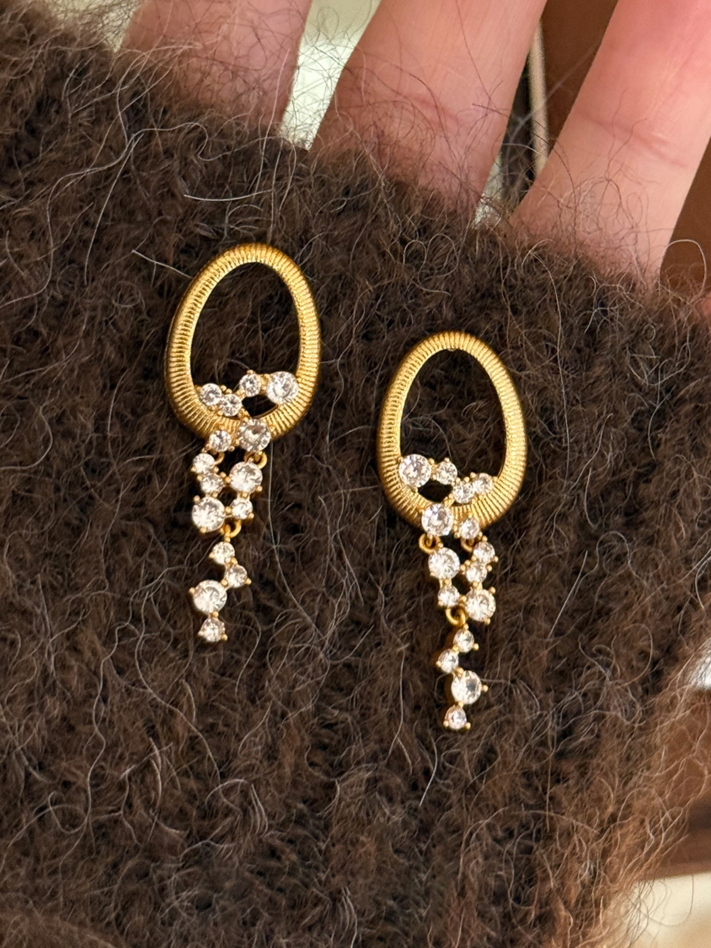 Round Tassel Earrings, Retro Court Style, Minimalist Fashion Stud Earrings, Light Luxury High-Grade Jewelry Wholesale