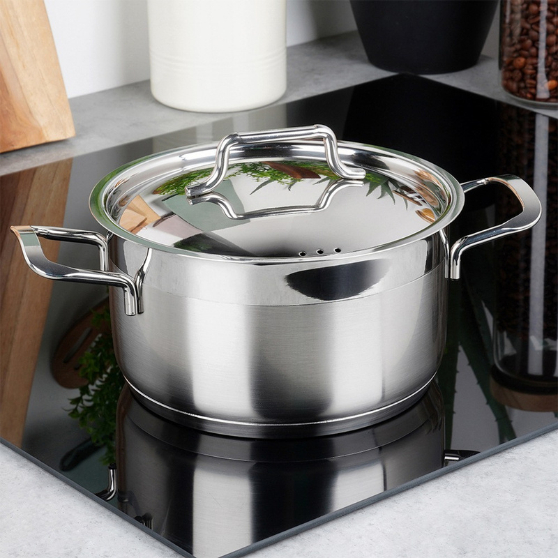 Image of Steel Pot With Anett Lid 18 Cm, 2.3 L