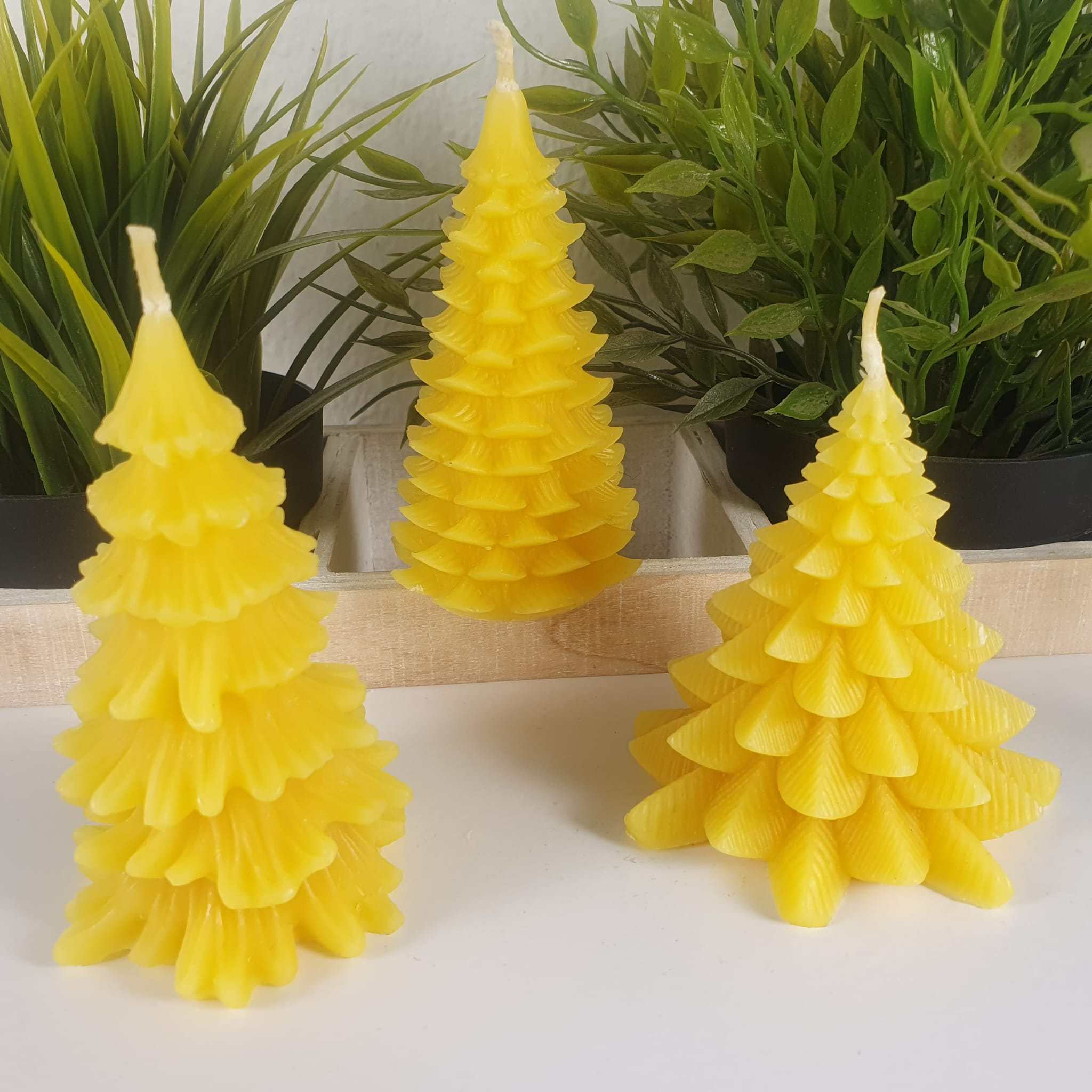 Image of Christmas Tree Candles 3pcs Set 9 Cm Made Of Beeswax – Christmas Candles 3 Shapes – Table Decoration Christmas
