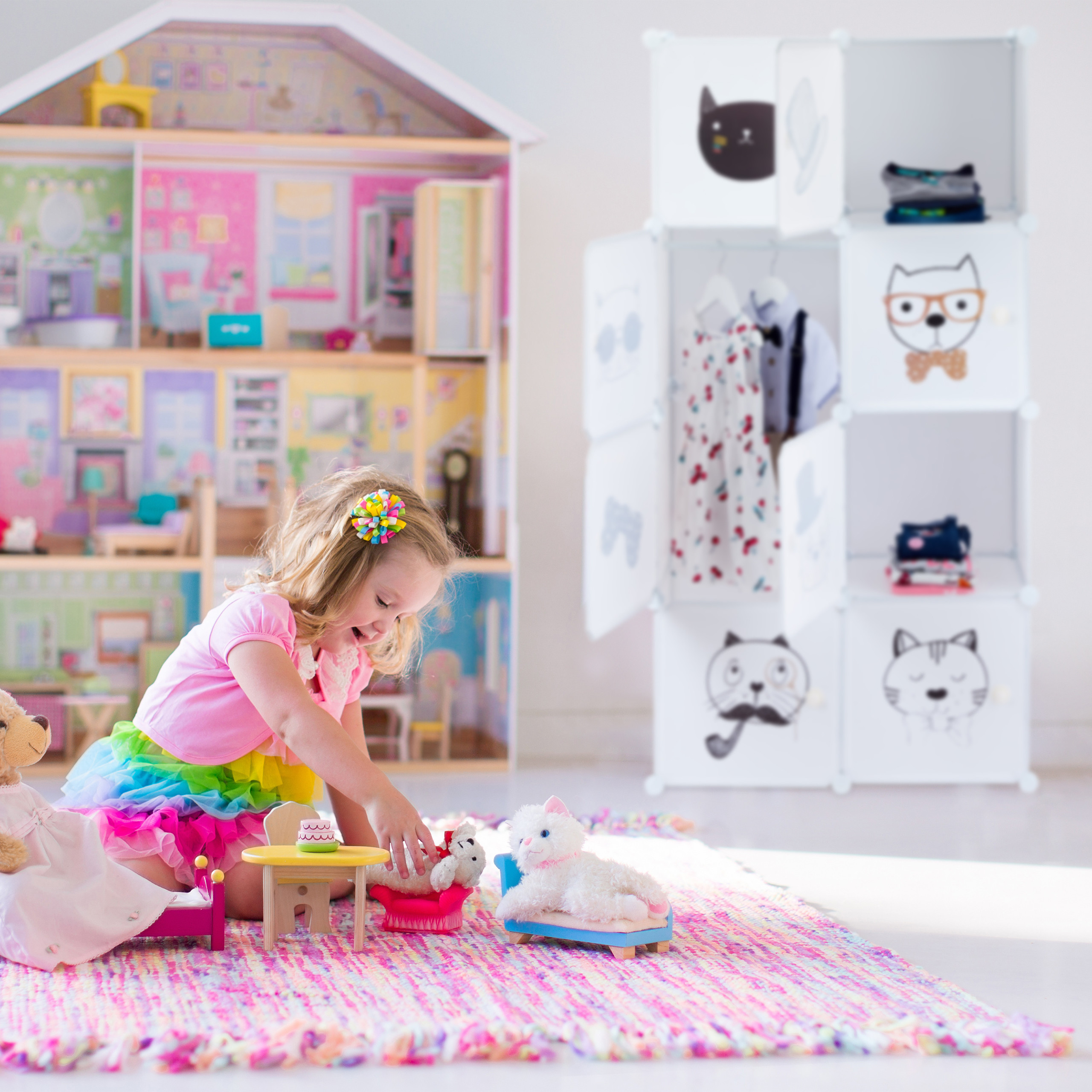 Plug-In Shelf Unit for Cats in White