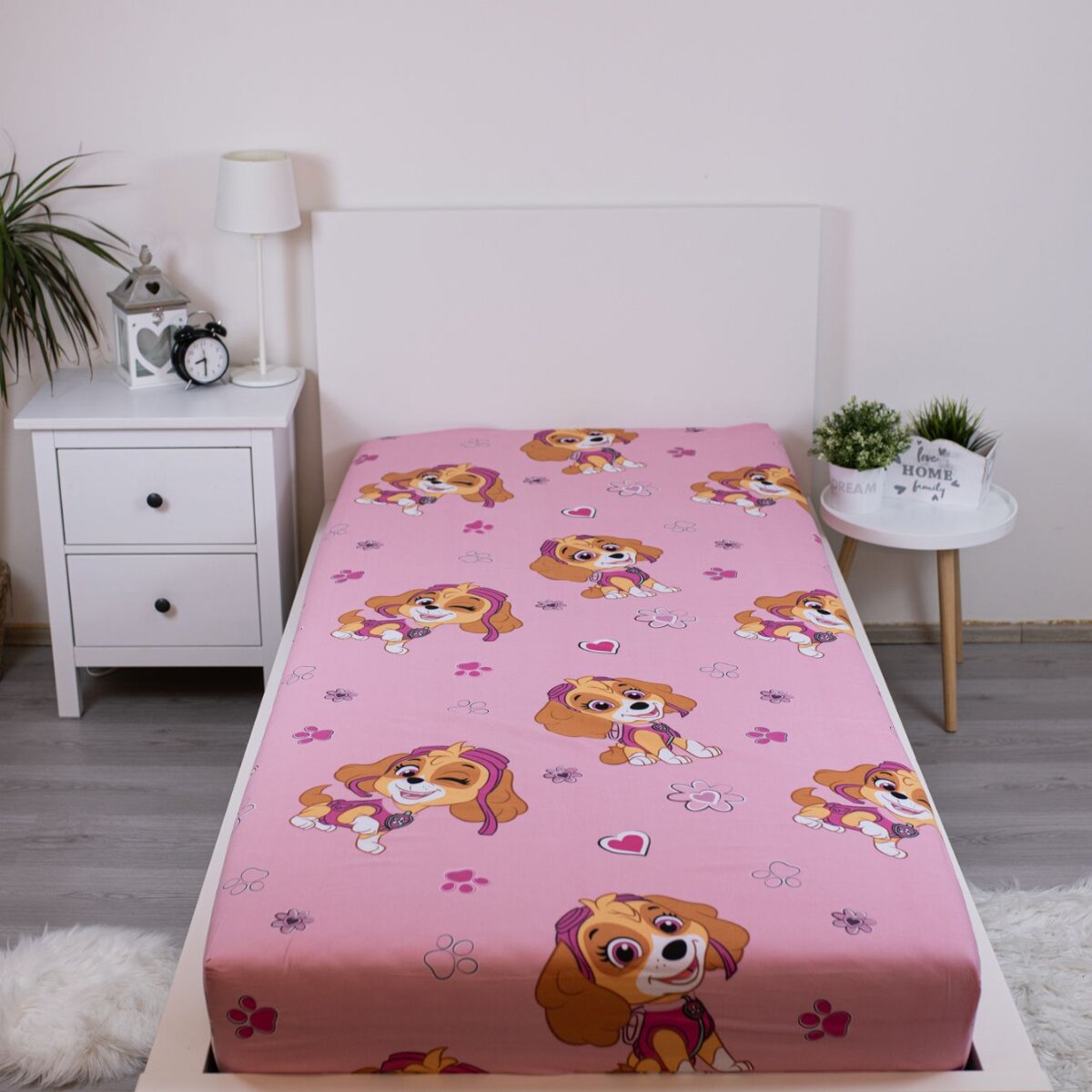 Officially Licensed Bed Sheet For Mattresses 90x200 Cm - High-quality, Soft And Cozy, Gift Idea, Comfortable, Easy To Care, , Perfect For Any Bedroom