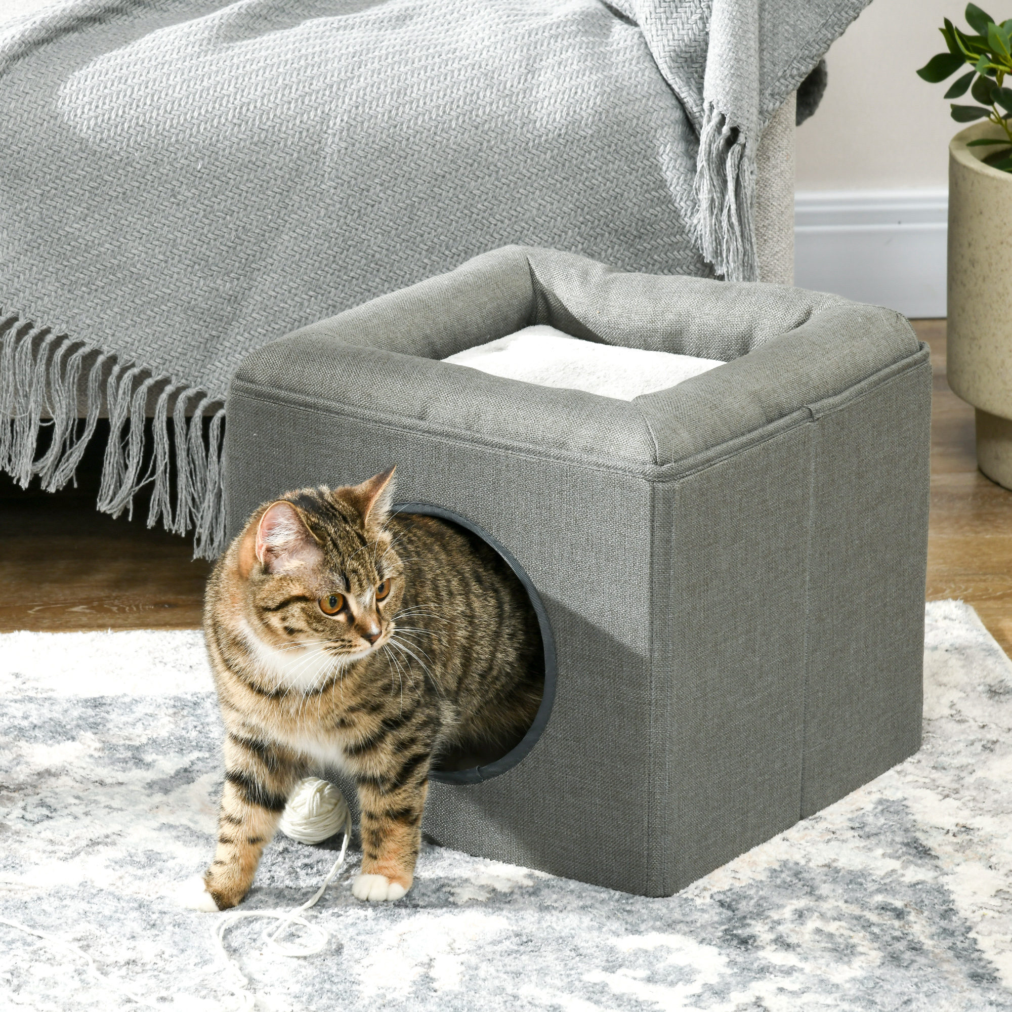 Pawhut 2-tier Cat House With Soft Plush Cushion - X X 33 Cm Grey