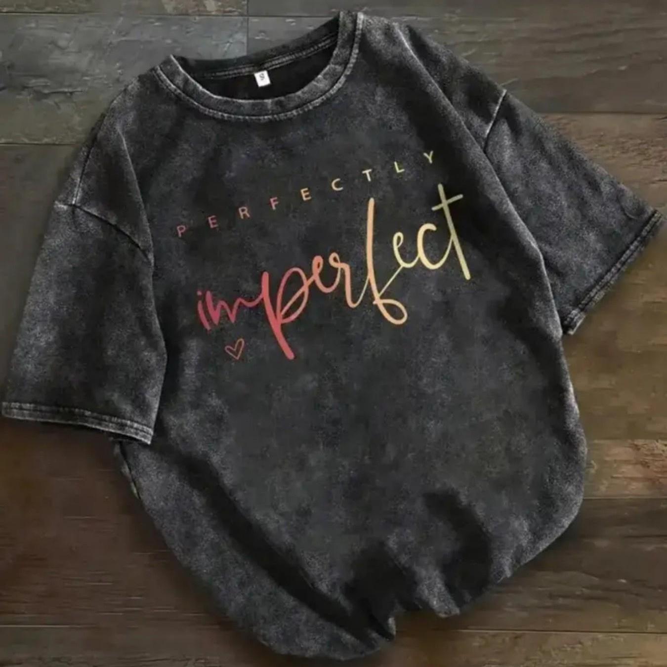 TEMU Camiseta retro para hombre con envejecido - holgada de manga corta con hombros caídos, estampado " Is Perfect" en rosa y dorado, camiseta casual