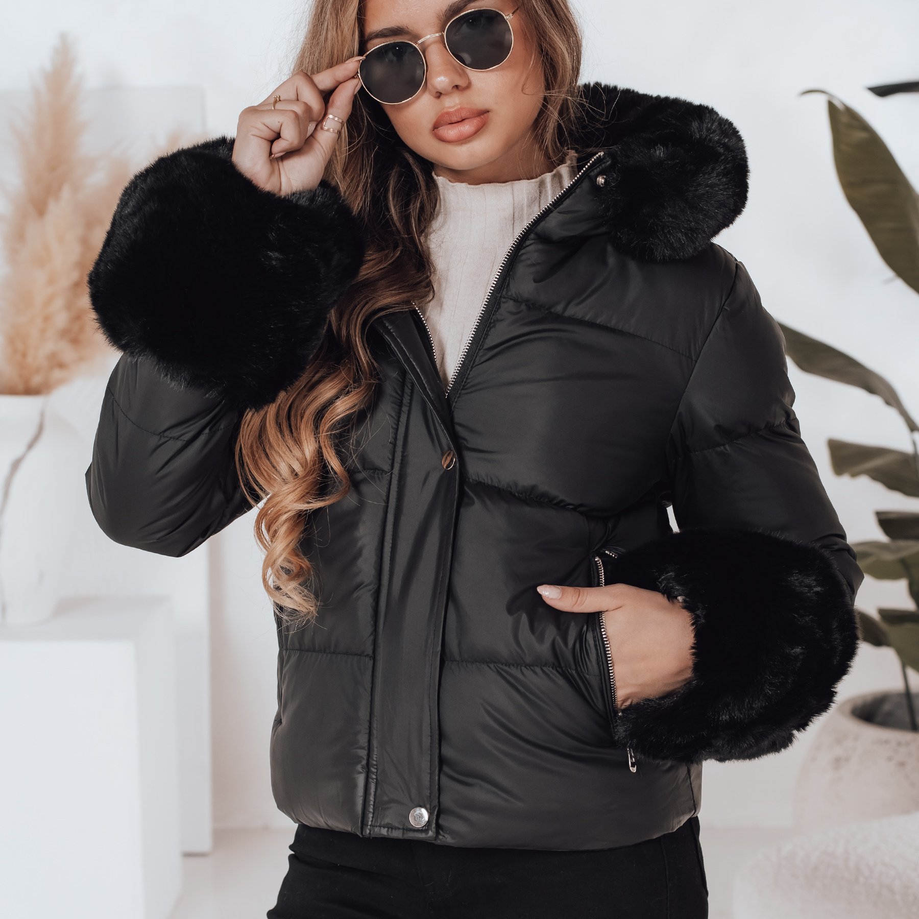 Image of Women's Short Quilted Winter Jacket With Hood, Detachable Faux Fur Cuffs, , Zipper And Snap Closure, Stylish And Comfortable Winter Coat For Everyday Outfits On Cold Days