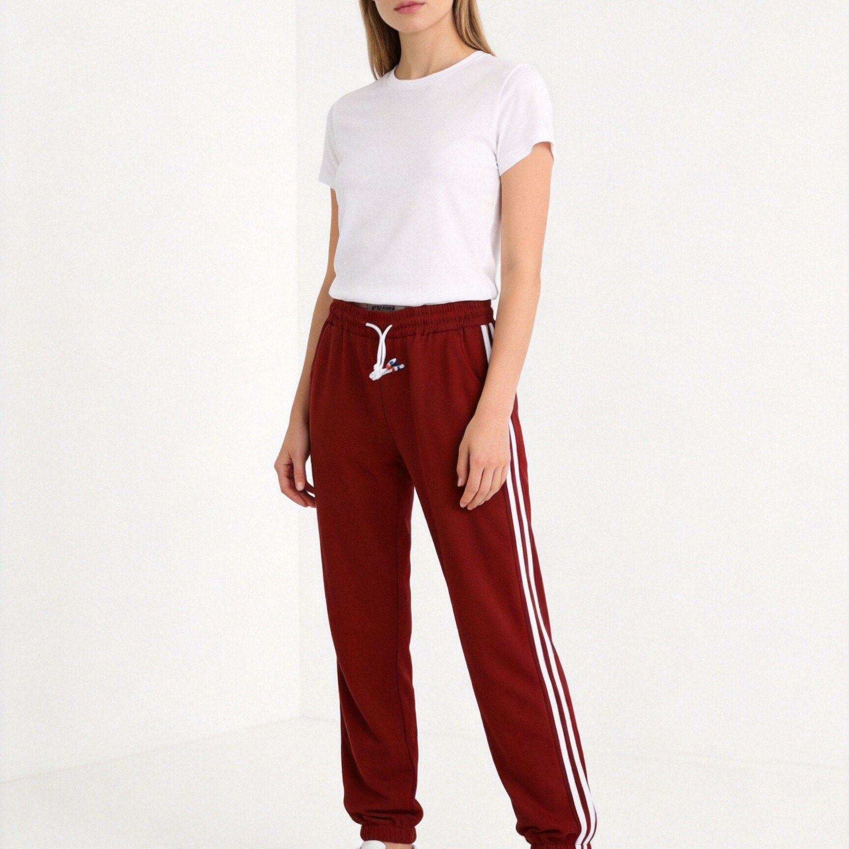 Women's Leggings, Comfortable Training Leggings With A Side Pocket, Sports Pants, With A Waistband Accentuating , Leggings For Running And Fitness, Elastic Leggings For Physical Activity