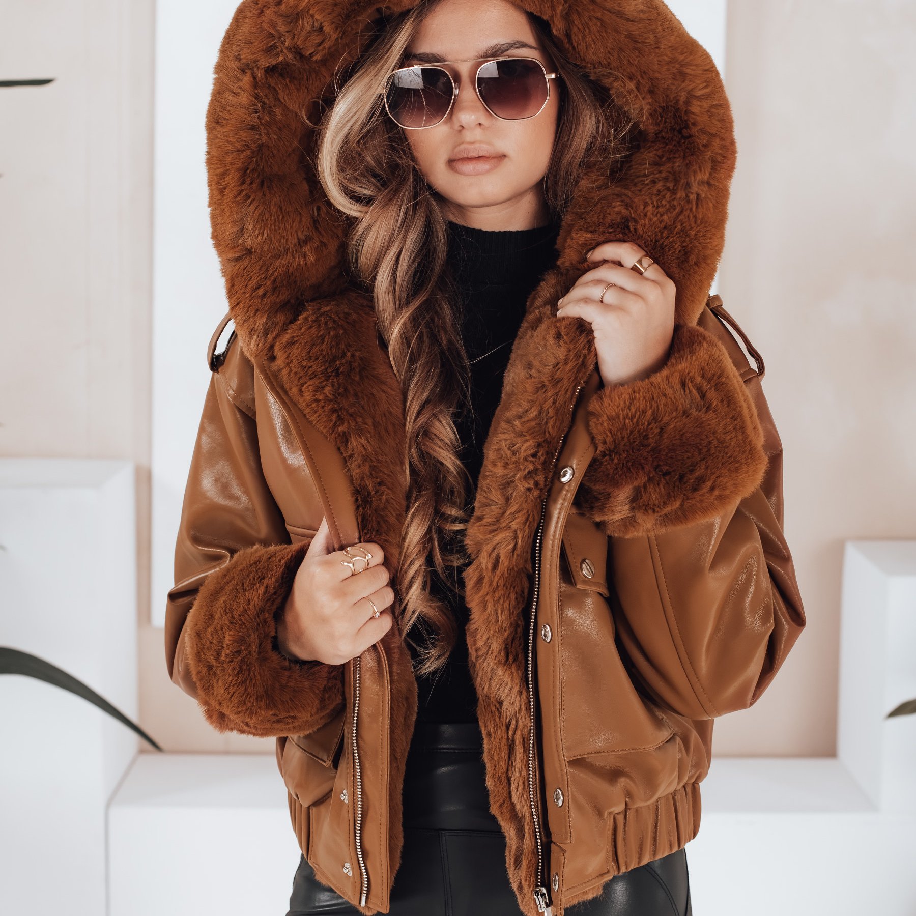 Image of Women's Winter Jacket In Faux Leather And Faux Fur, Padded Hooded Jacket With Zipper And Snaps, Elegant And Practical Outerwear With Elastic Waist Finish, Stylish Jacket For Outfits, 5128