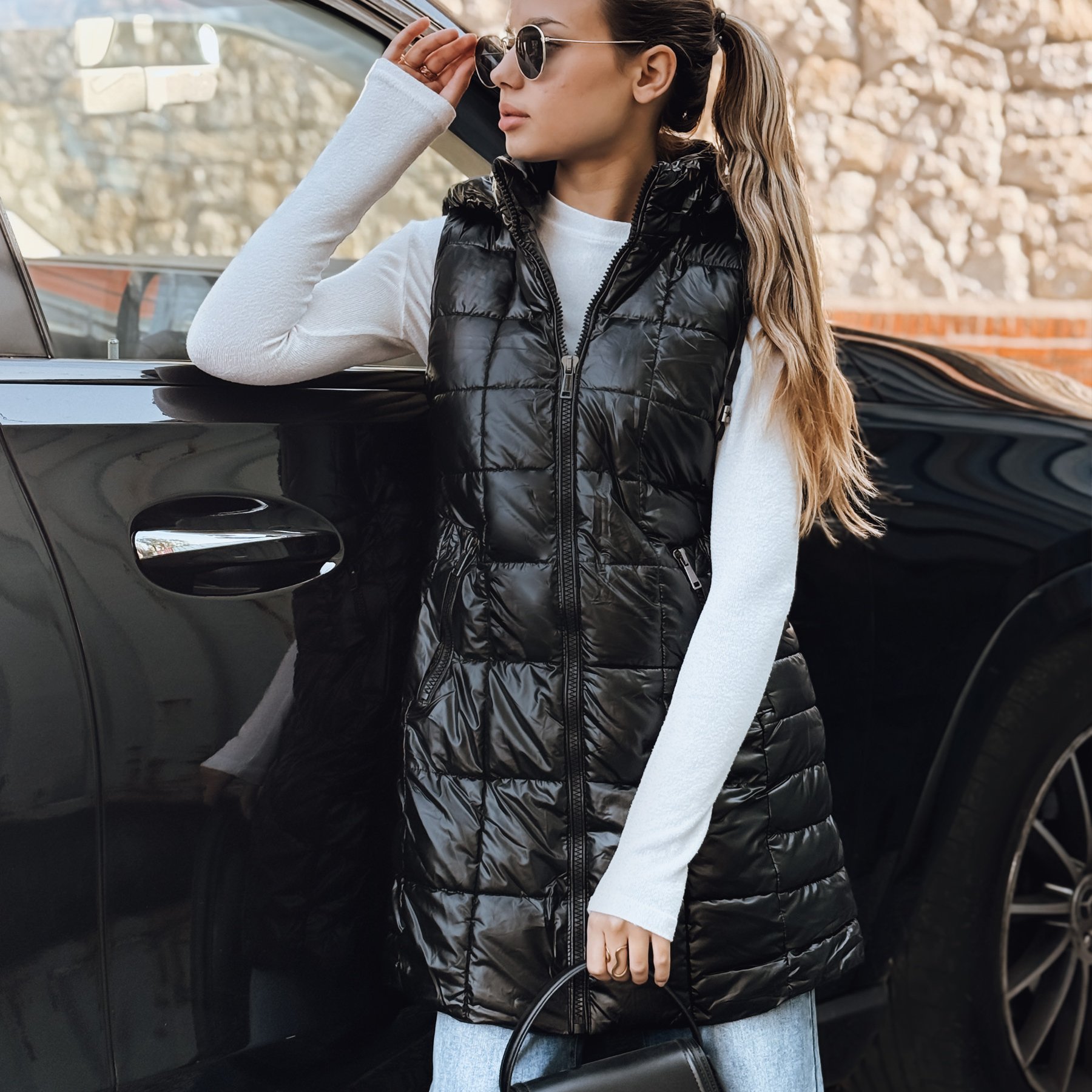 Image of Women's Quilted Hooded Vest, Long Sleeveless Straight-cut Design, Lightweight And Comfortable Everyday Vest, Stylish Outerwear For Jeans And Sweaters, Fashionable City And Vest, With Practical Pockets
