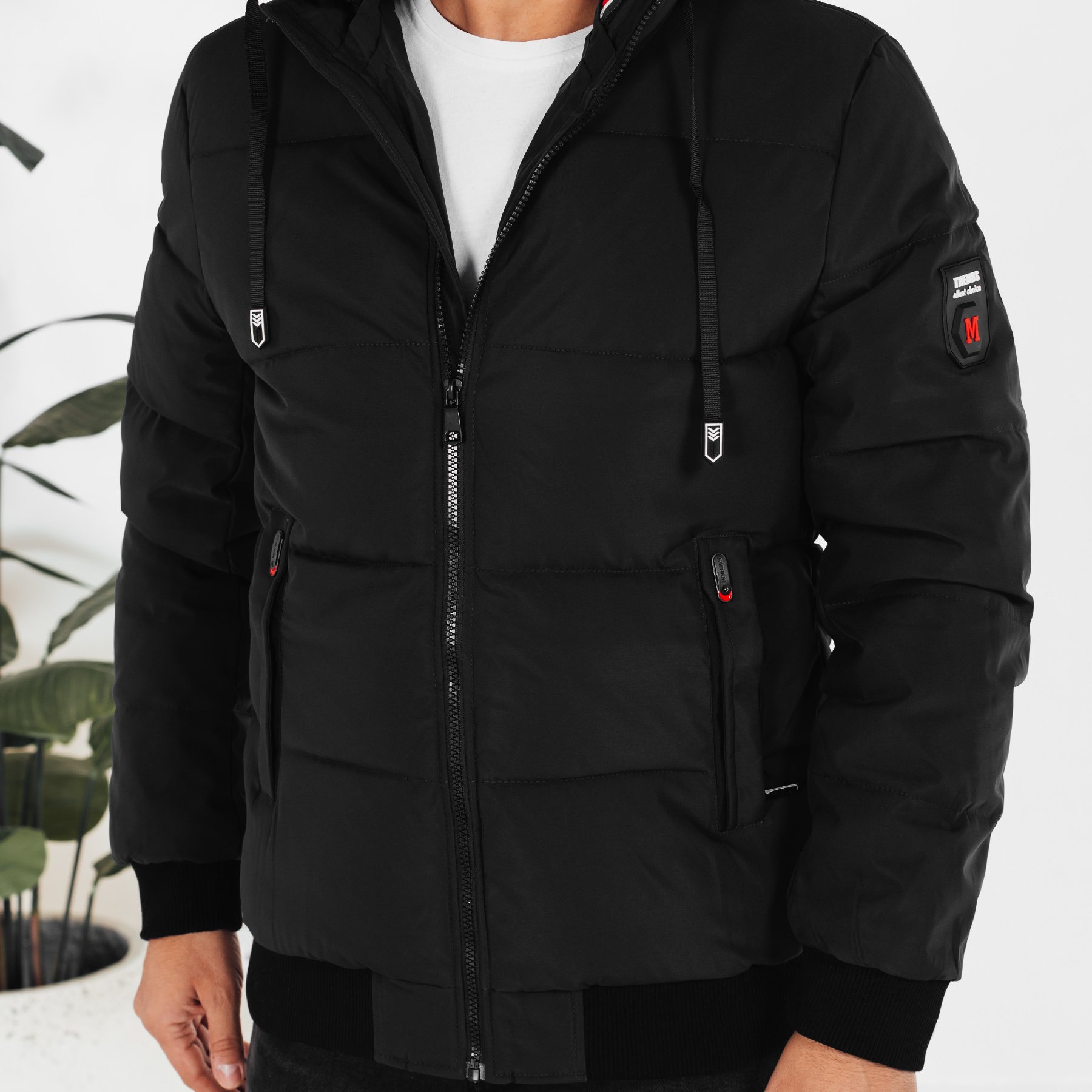 Men's Quilted Jacket With A Detachable Hood, A For Everyday Urban Styling, With Elastic Cuffs And Practical Pockets, A Durable Jacket With Light Padding, Perfect For Cooler Days