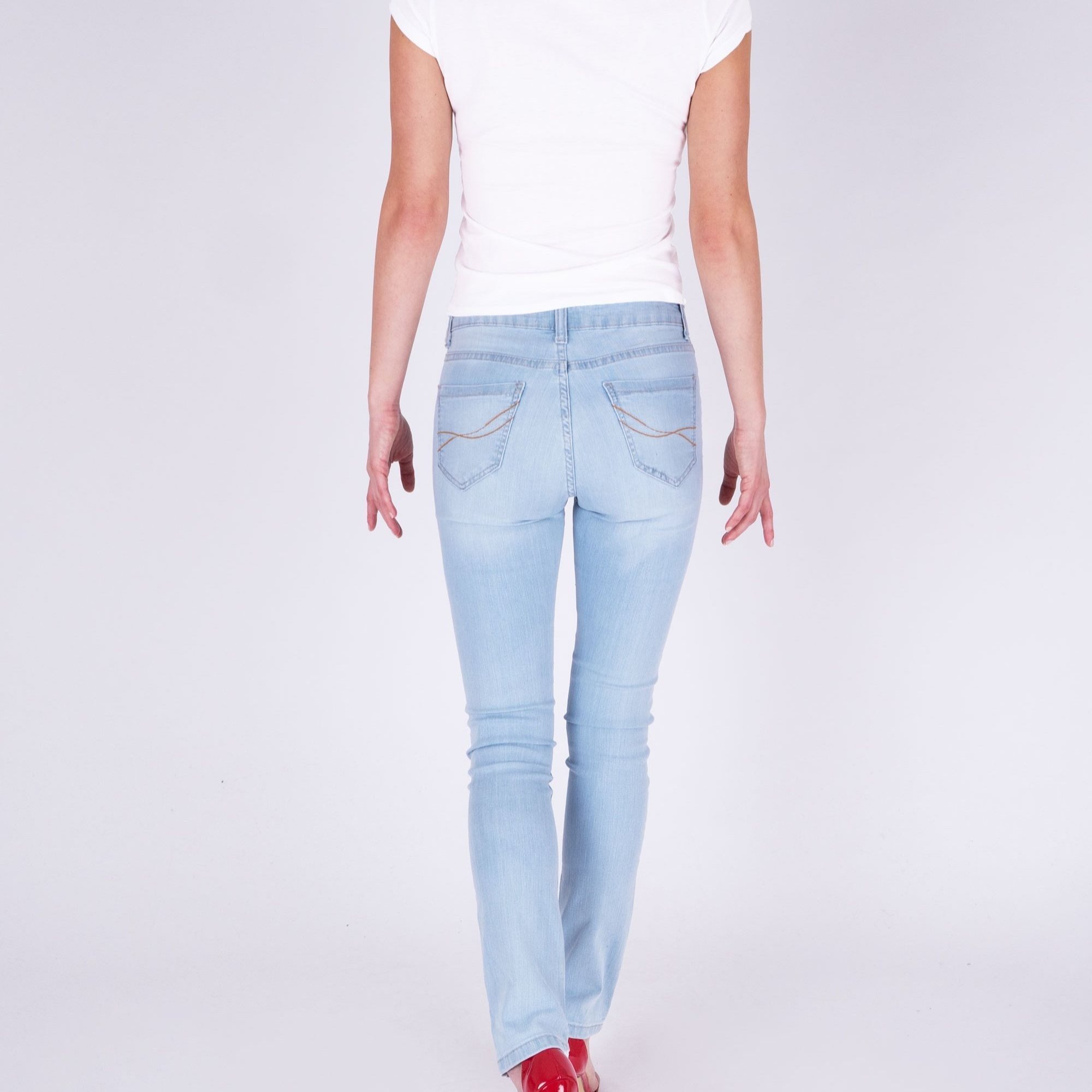 Image of Brotherly Ladies' Jeans Tapered Fit With Zip H115