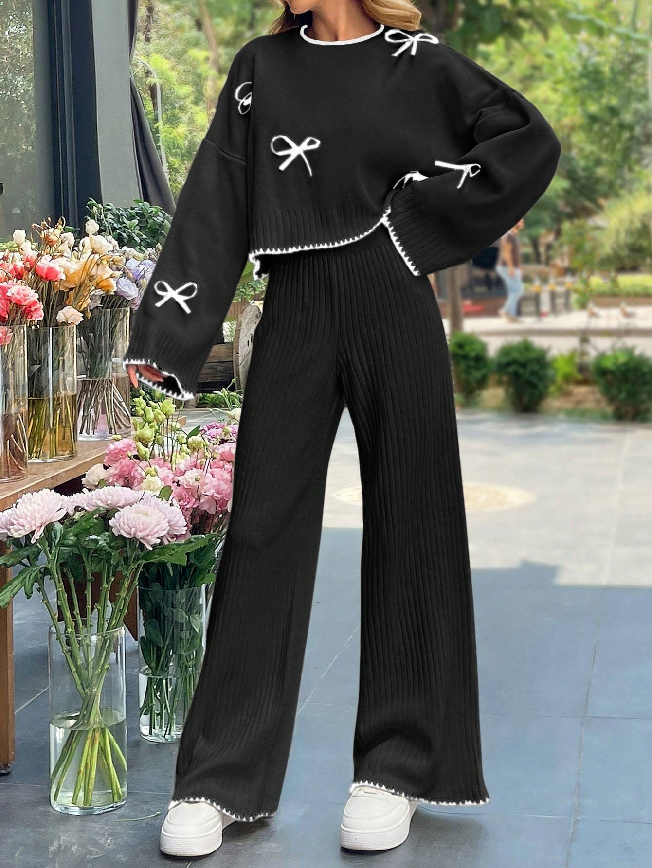 a 2pcs womens set consisting of a simple triko top with long sleeves, round collar, and   decoration, and pants. تفاصيل المنتج 6