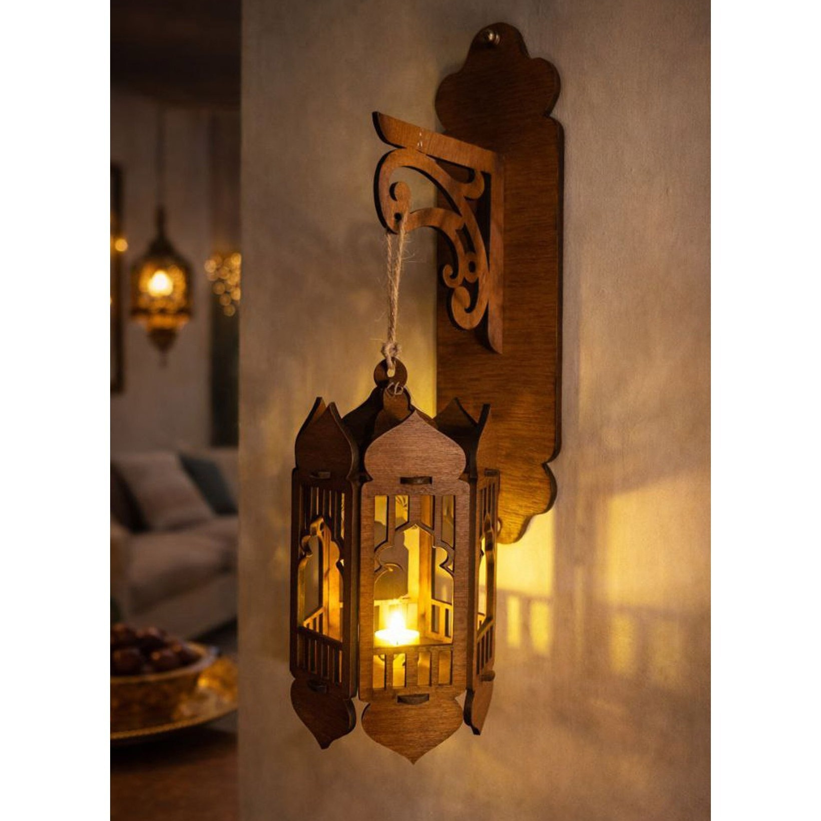 فانوس رمضان خشبي يثبت على الحائط مع أضواء تفاصيل المنتج 0
