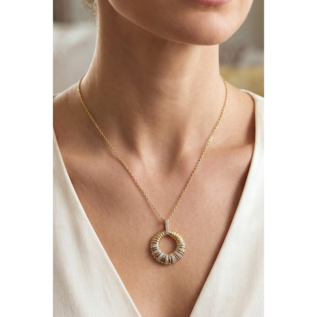 Valmont Accessories Daire Model Çelik Zincir Sarı Taşlı Kadın Kolye: retailer-supplied image