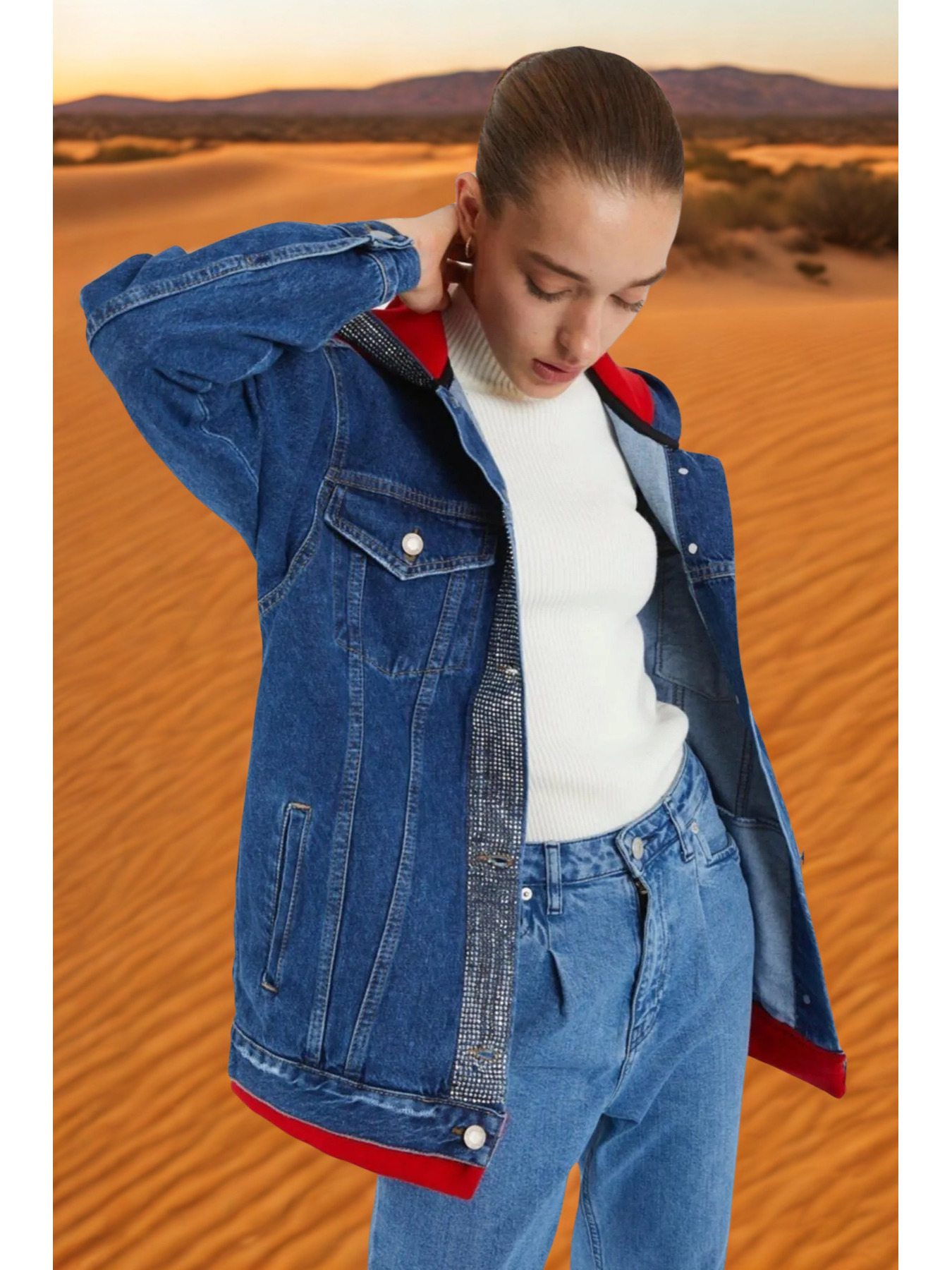 Kadın Oversize Taşlı Kapşonlu Kırmızı Kot Mont