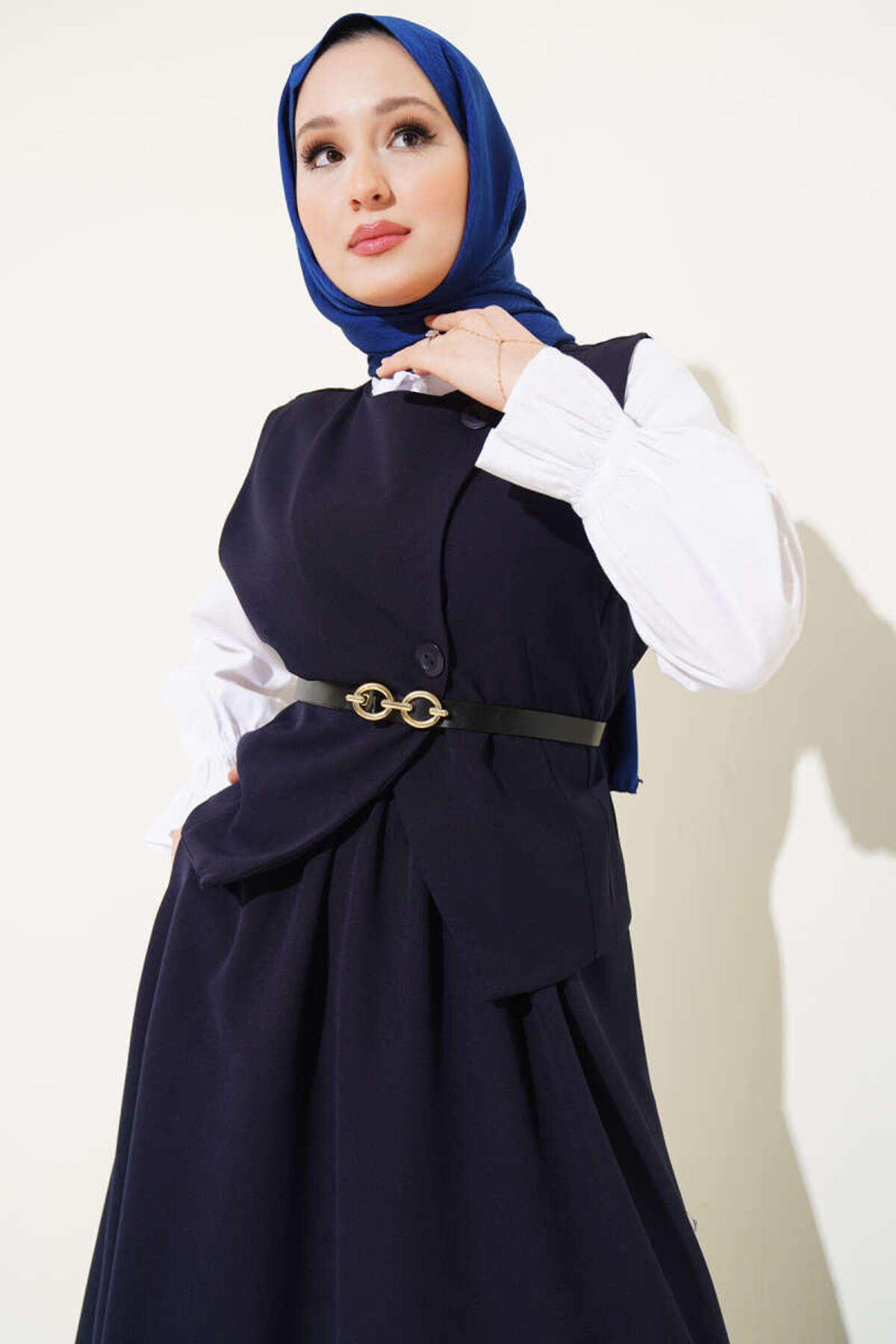 طقم تنورة نسائية من فولت كلوثينغ مع أزرار متقاطعة وحزام - قطعتين تفاصيل المنتج 21