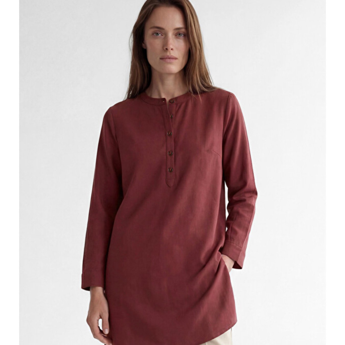 Hakim Yaka Kadın Gömlek Tunik: retailer-supplied image